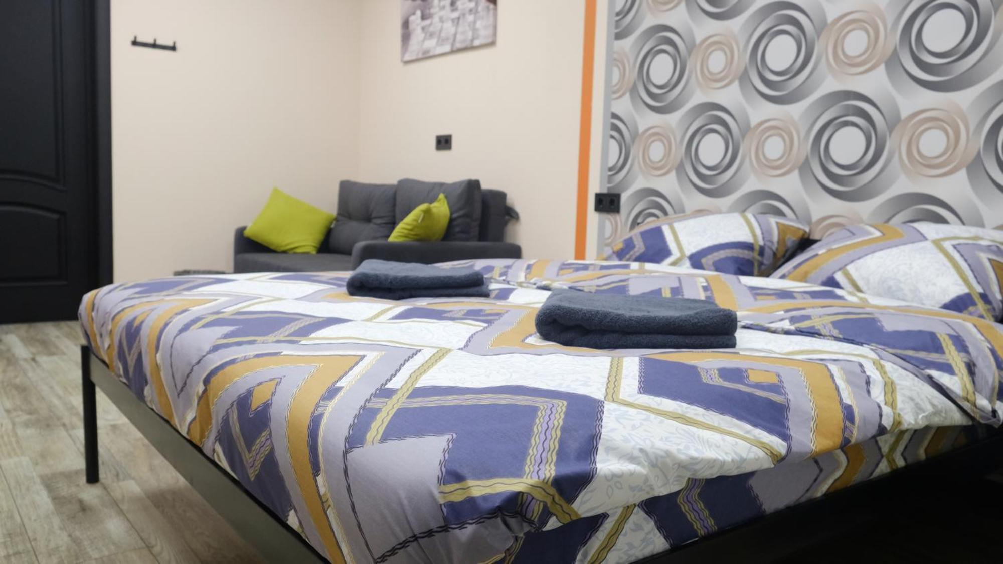 Uneed Rooms M1 Киев Экстерьер фото