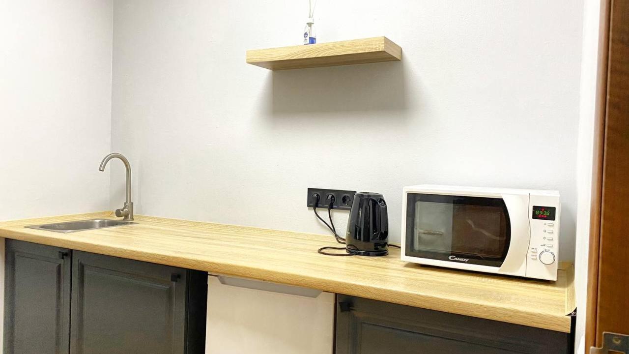 Uneed Rooms M1 Киев Экстерьер фото